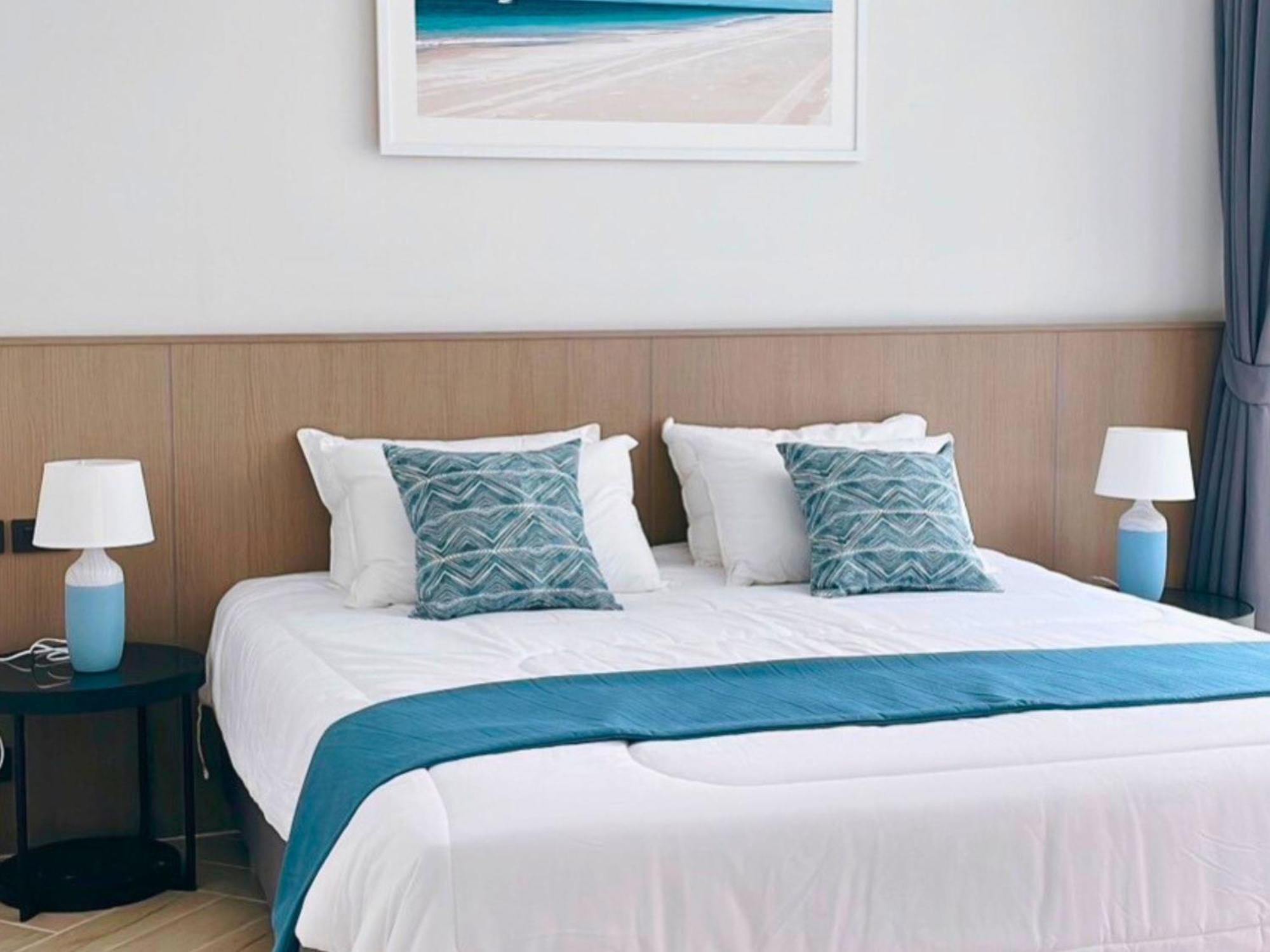 Sand Dance Hotel 班武里府 外观 照片
