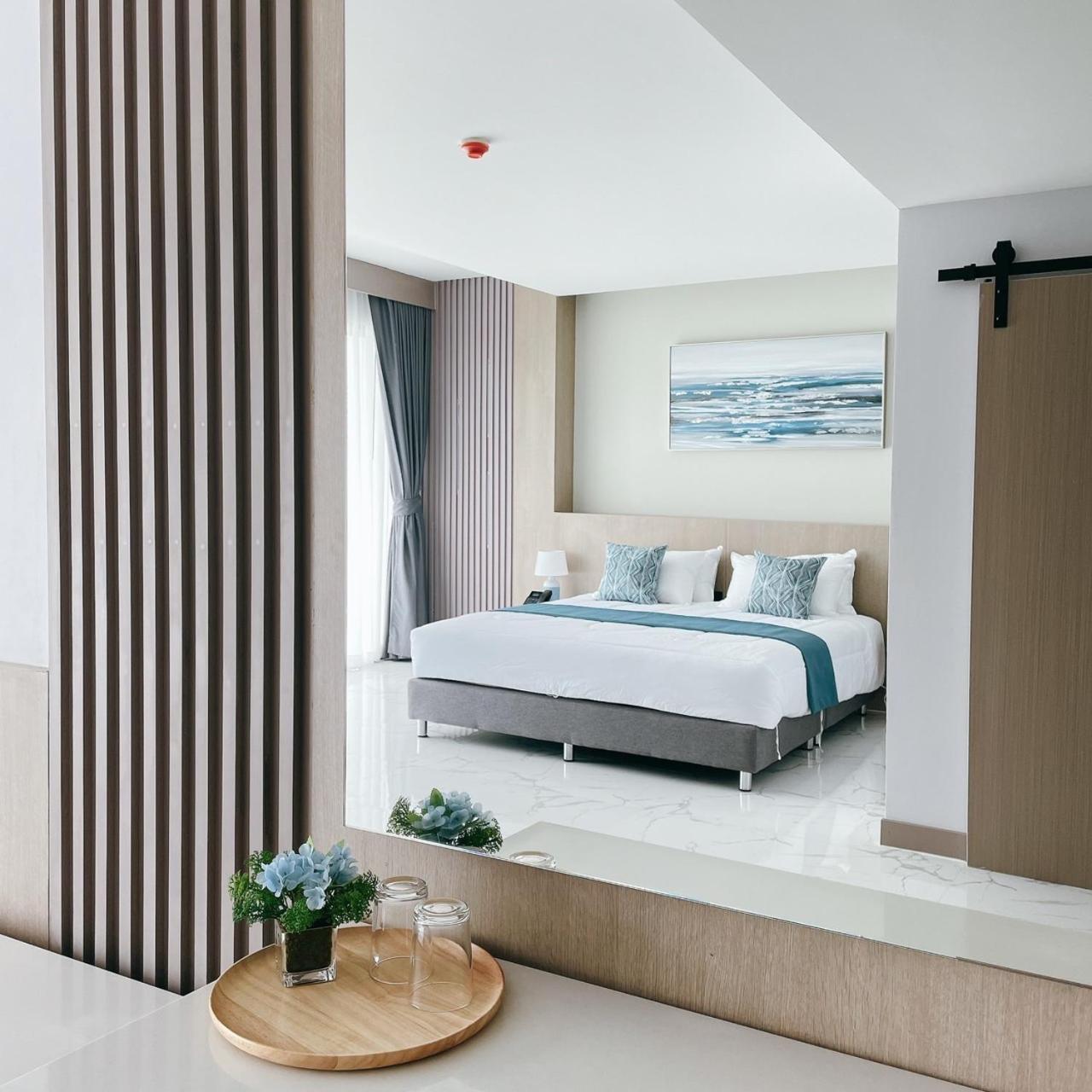 Sand Dance Hotel 班武里府 外观 照片